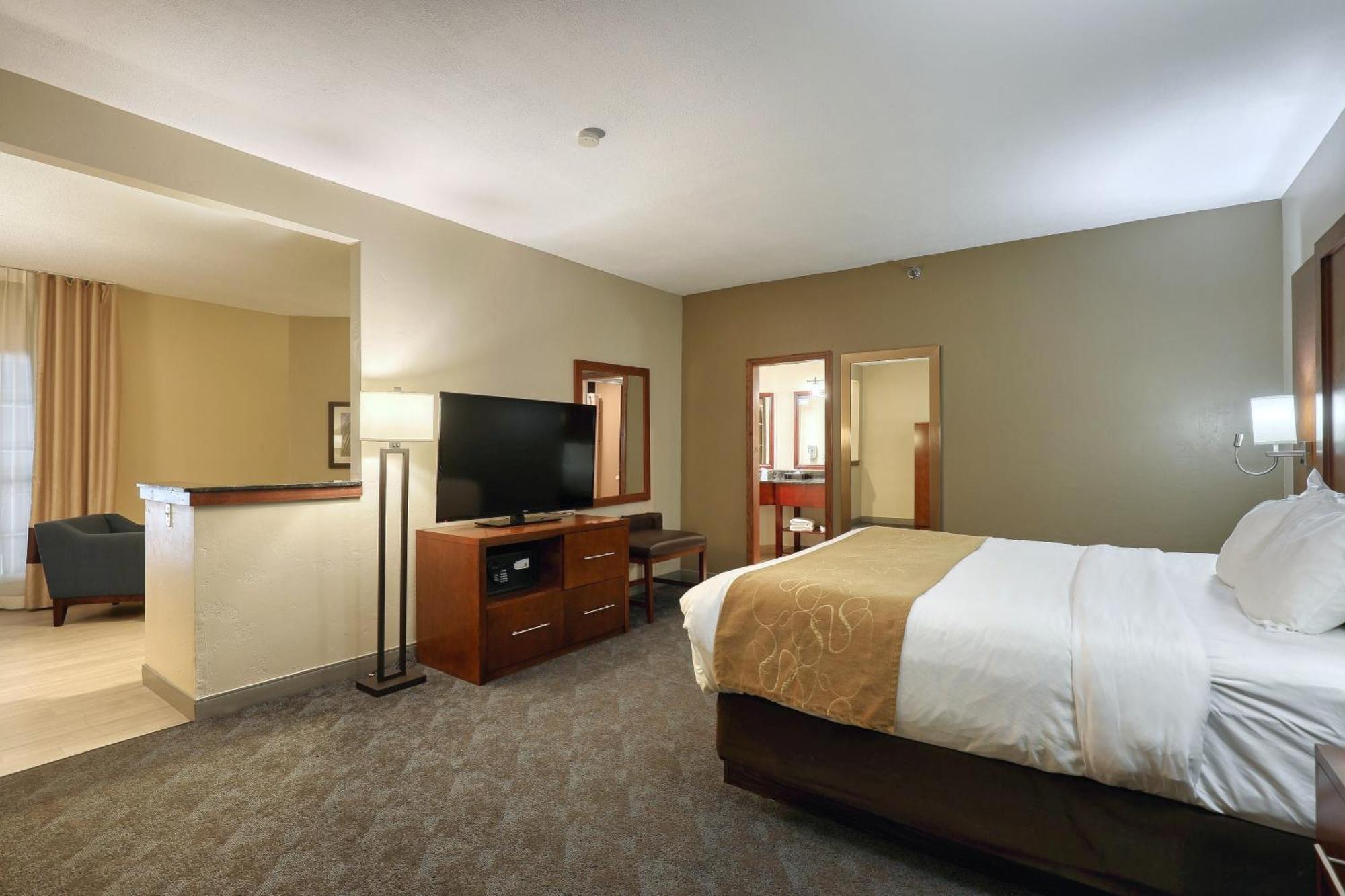 Comfort Suites Appleton Airport Exteriér fotografie