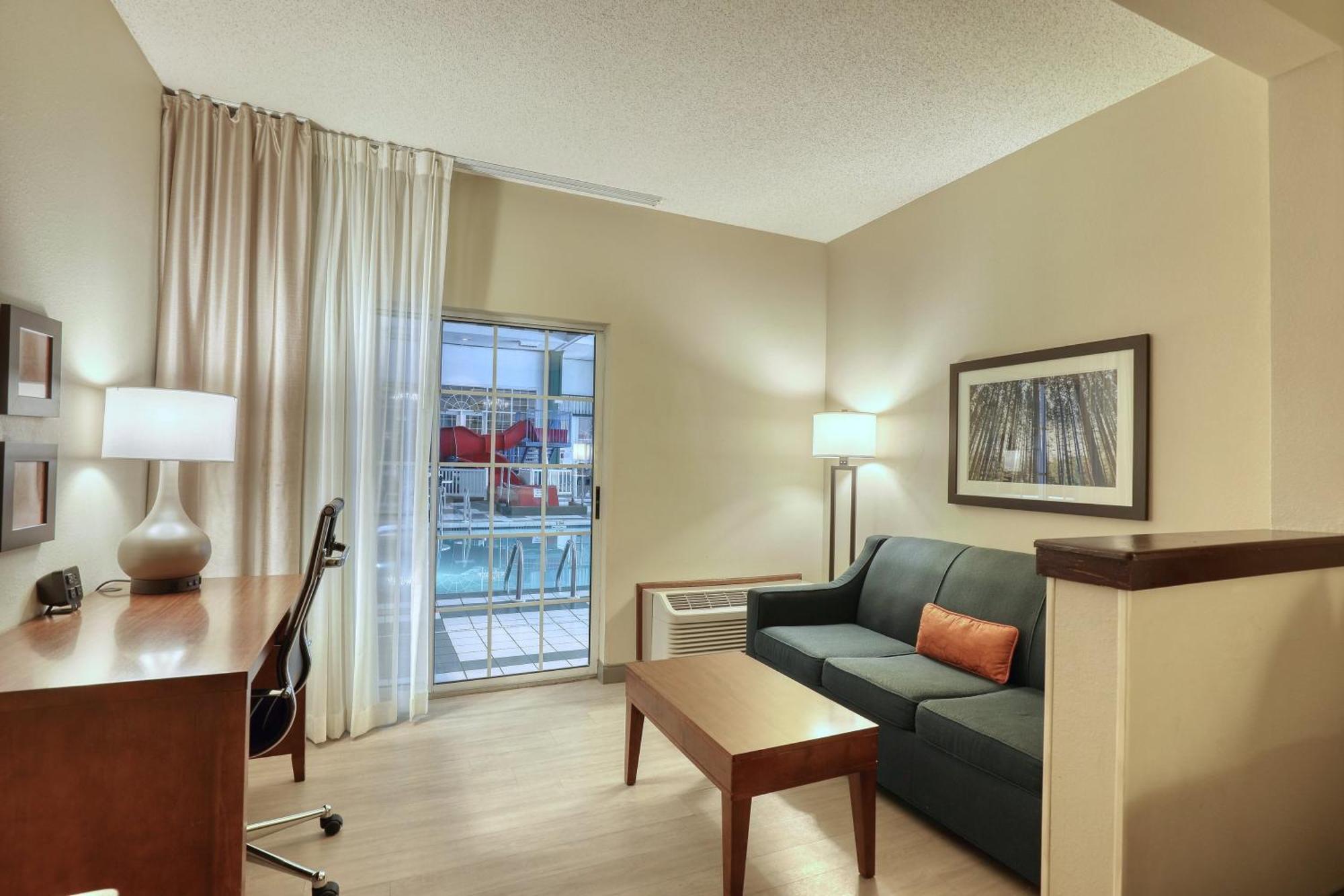 Comfort Suites Appleton Airport Exteriér fotografie