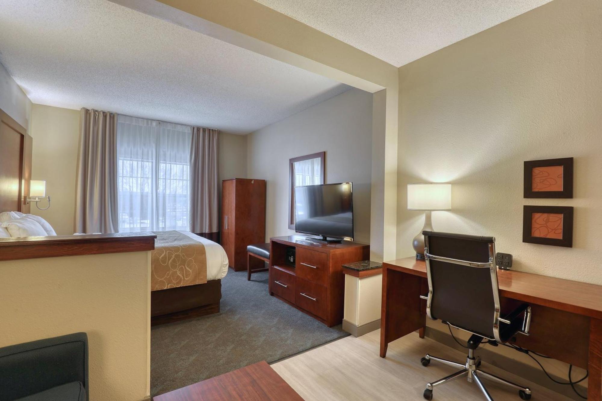 Comfort Suites Appleton Airport Exteriér fotografie