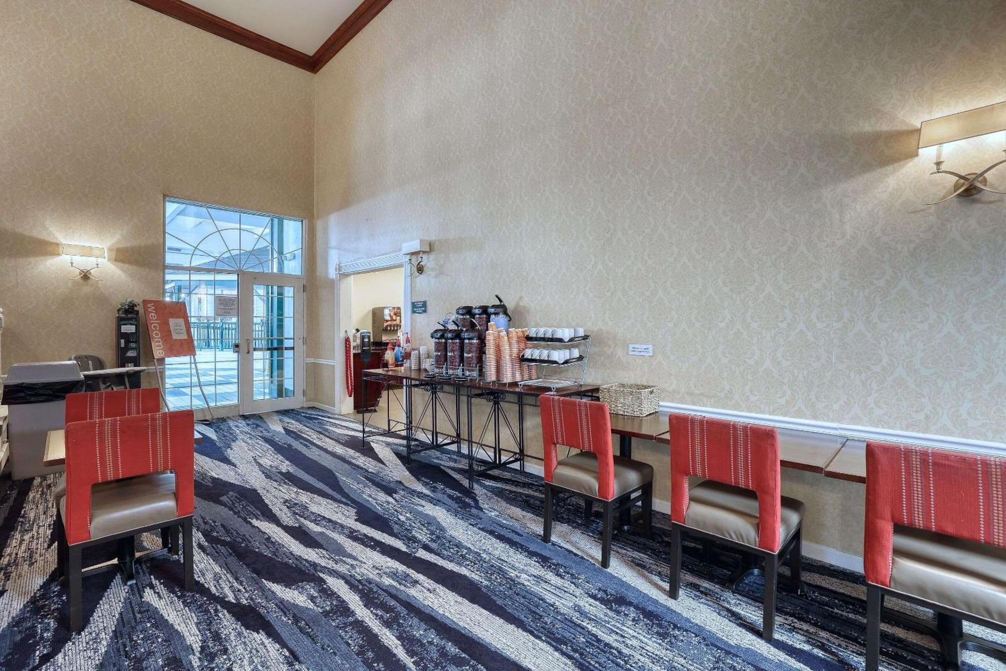 Comfort Suites Appleton Airport Exteriér fotografie