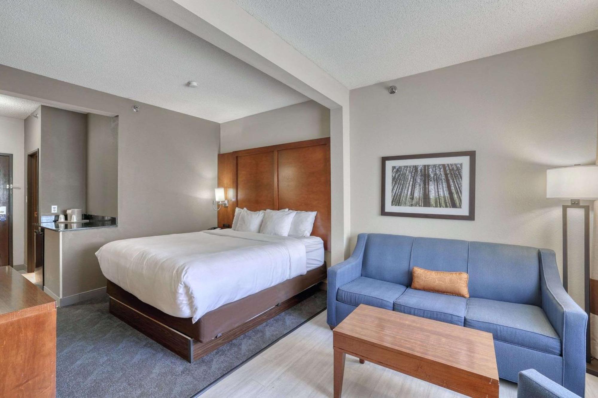 Comfort Suites Appleton Airport Exteriér fotografie