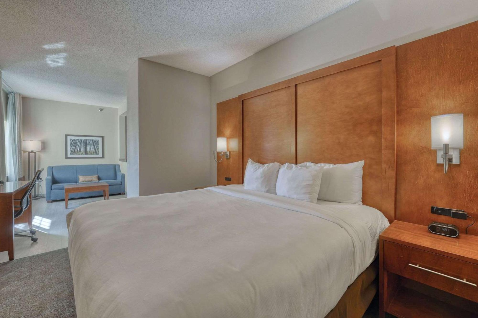 Comfort Suites Appleton Airport Exteriér fotografie