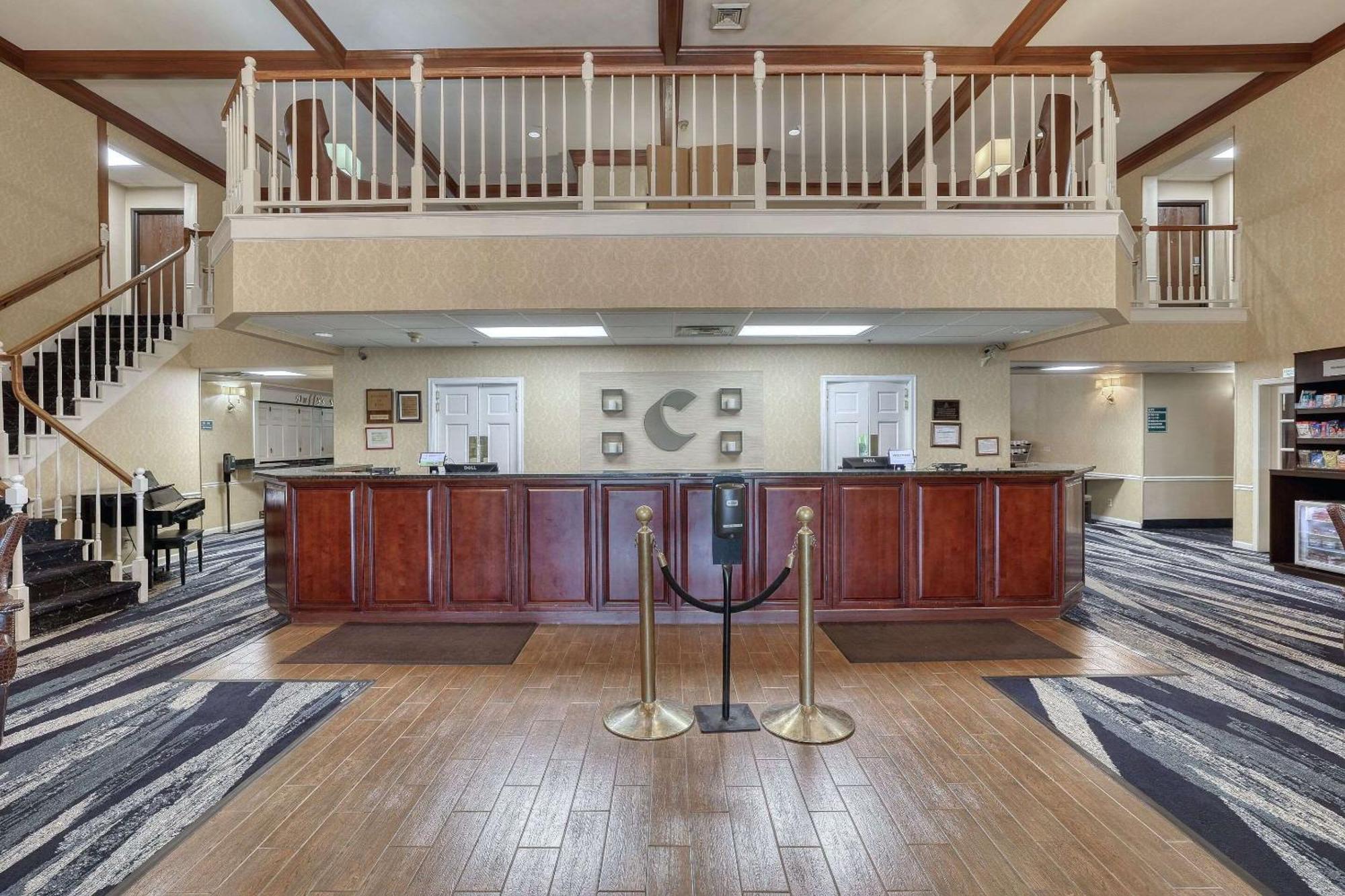 Comfort Suites Appleton Airport Exteriér fotografie